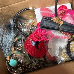 Curated costume jewelry lot. Neatly 6 pounds of gorgeous stylish Jewelry.